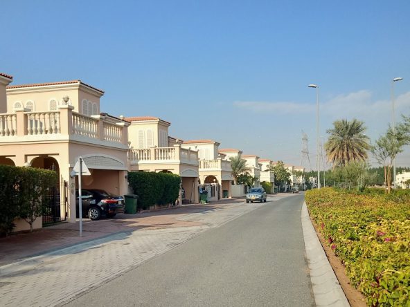 Jumeirah Village Circle - Area Guide