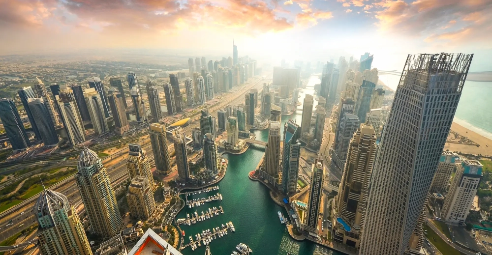 UAE Borrowing Costs Set to Decrease Amid Anticipated Interest Rate Cuts - Seven Luxury Real Estate